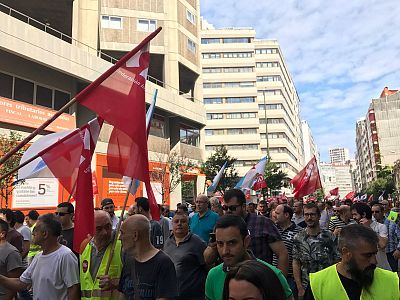 17-07-20 FolgaMetalManifaCorunha05.jpeg